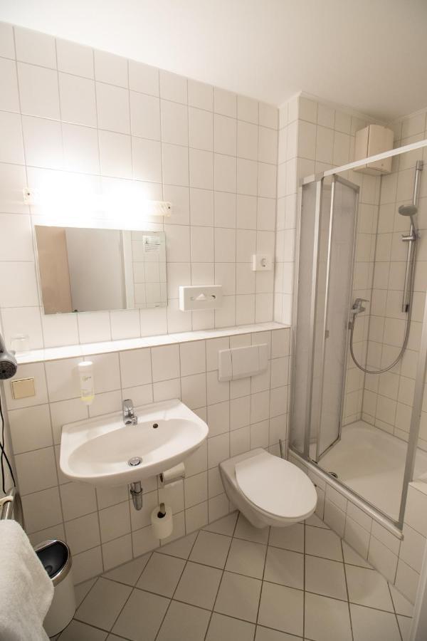 Hotel Fallersleber Spieker Wolfsburg Bagian luar foto