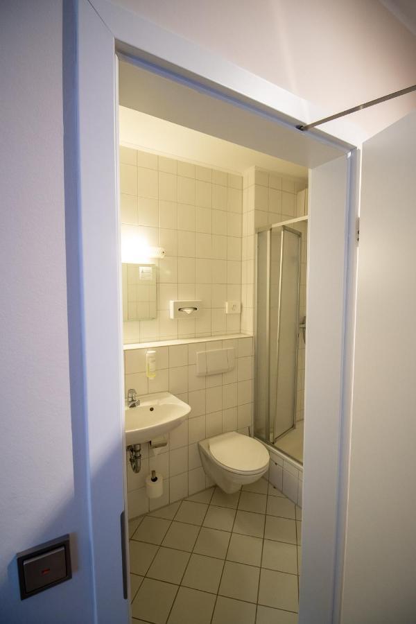 Hotel Fallersleber Spieker Wolfsburg Bagian luar foto
